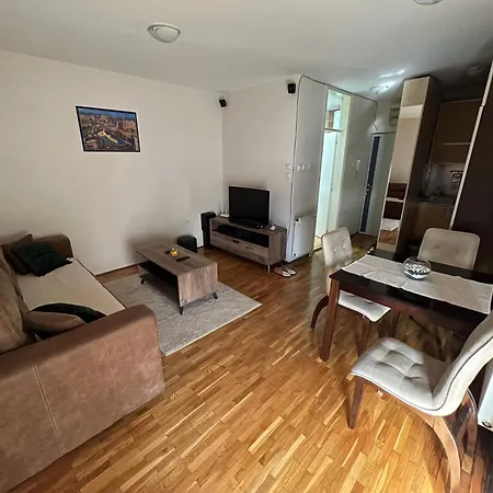 Apartment Sad